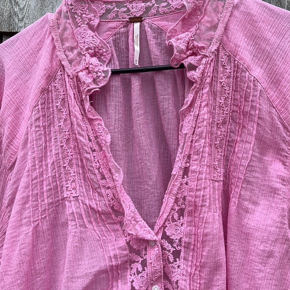 Vintage look gauzy top - Picture 3 of 6